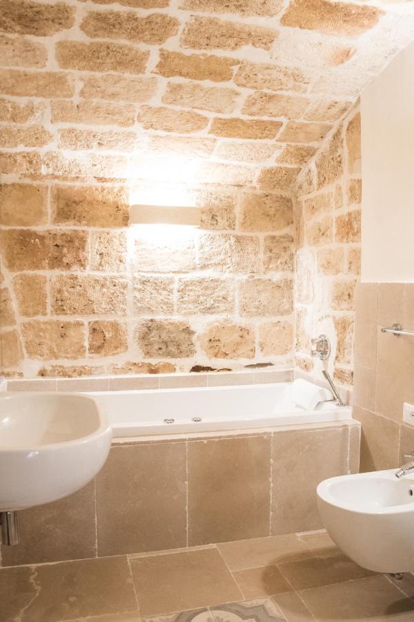 Dimore Del Borgo Antico - La Zaffara Монополи Экстерьер фото
