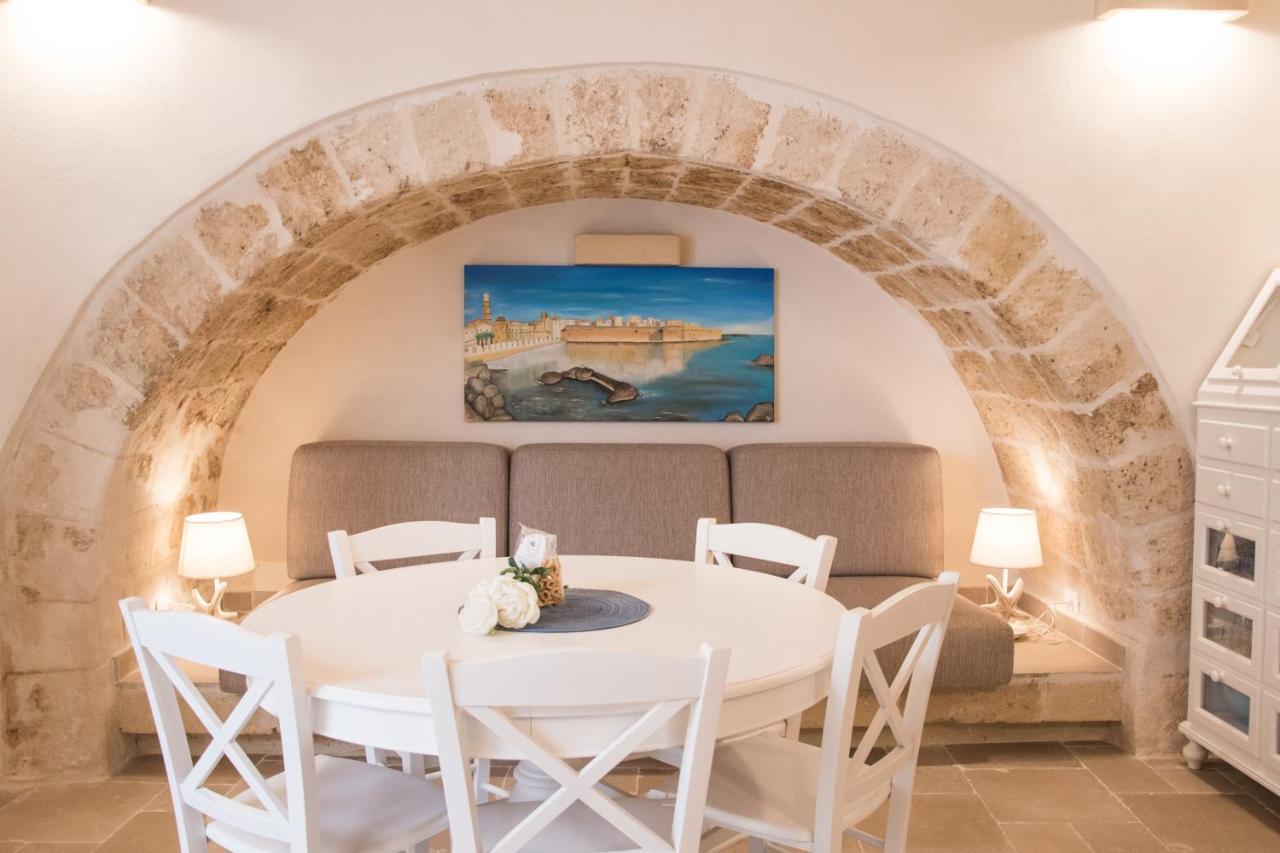 Dimore Del Borgo Antico - La Zaffara Монополи Экстерьер фото